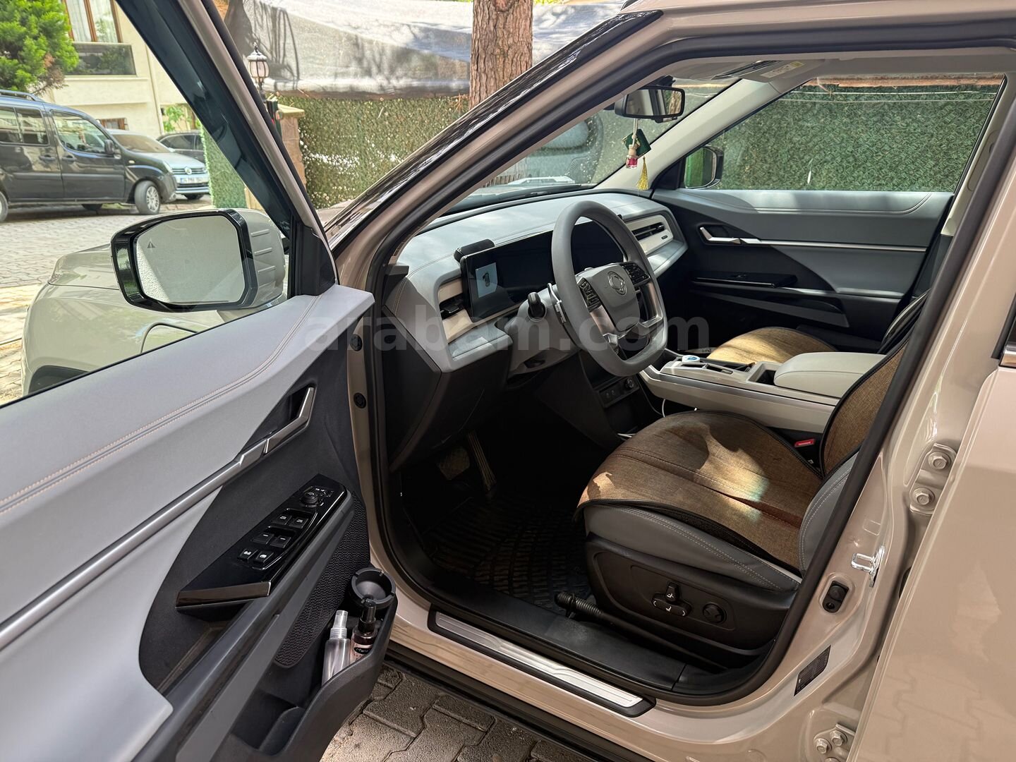Sahibinden KGM SsangYong Torres EVX 4x2 2024 Model İstanbul 31.000 km Bej 7