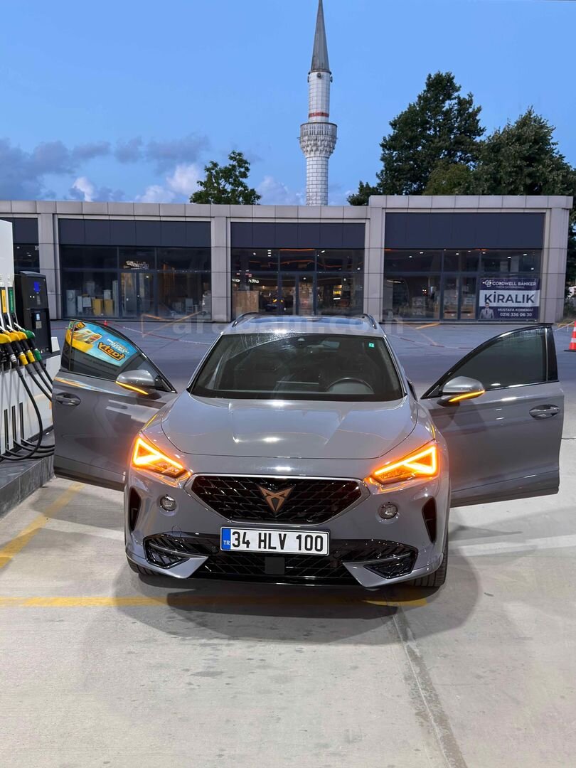 Sahibinden Cupra Formentor 1.5 TSI 2023 Model İstanbul 34.400 km Gri 4