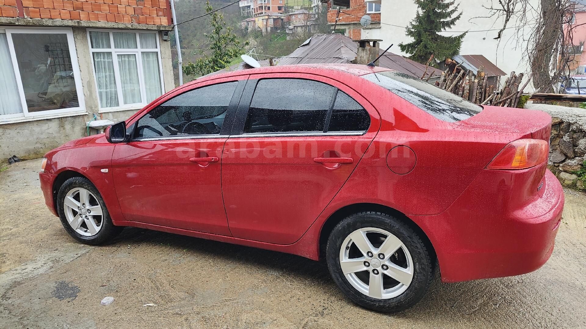 Sahibinden Mitsubishi Lancer 1.5 Invite 2009 Model Giresun 156.000 km Bordo 3