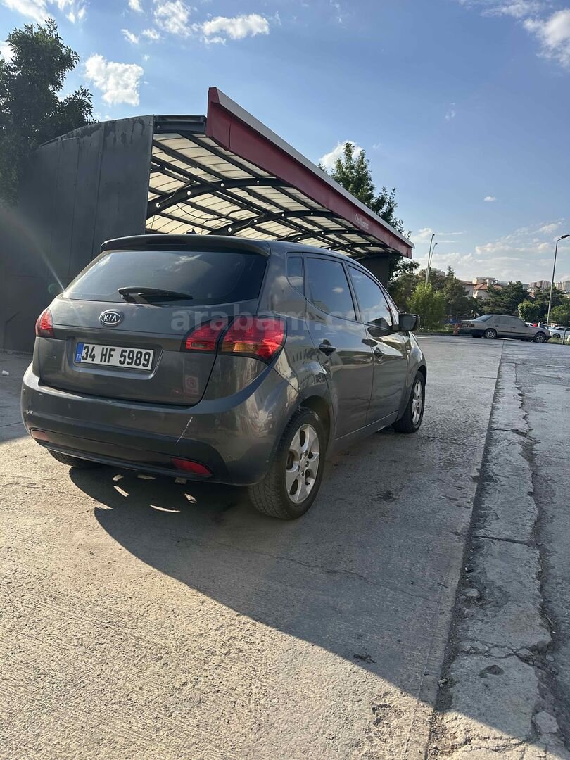 Sahibinden Kia Venga 1.6 CRDi Panaroma Plus 2011 Model Ankara 380.000 km Gri 4
