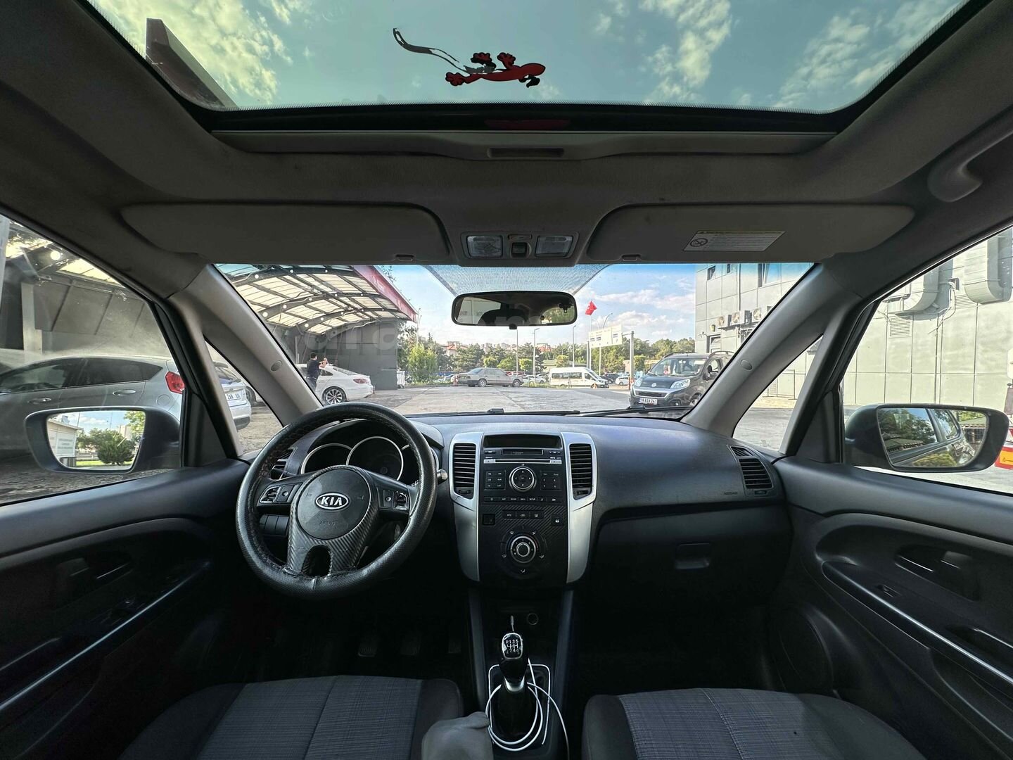 Sahibinden Kia Venga 1.6 CRDi Panaroma Plus 2011 Model Ankara 380.000 km Gri 7
