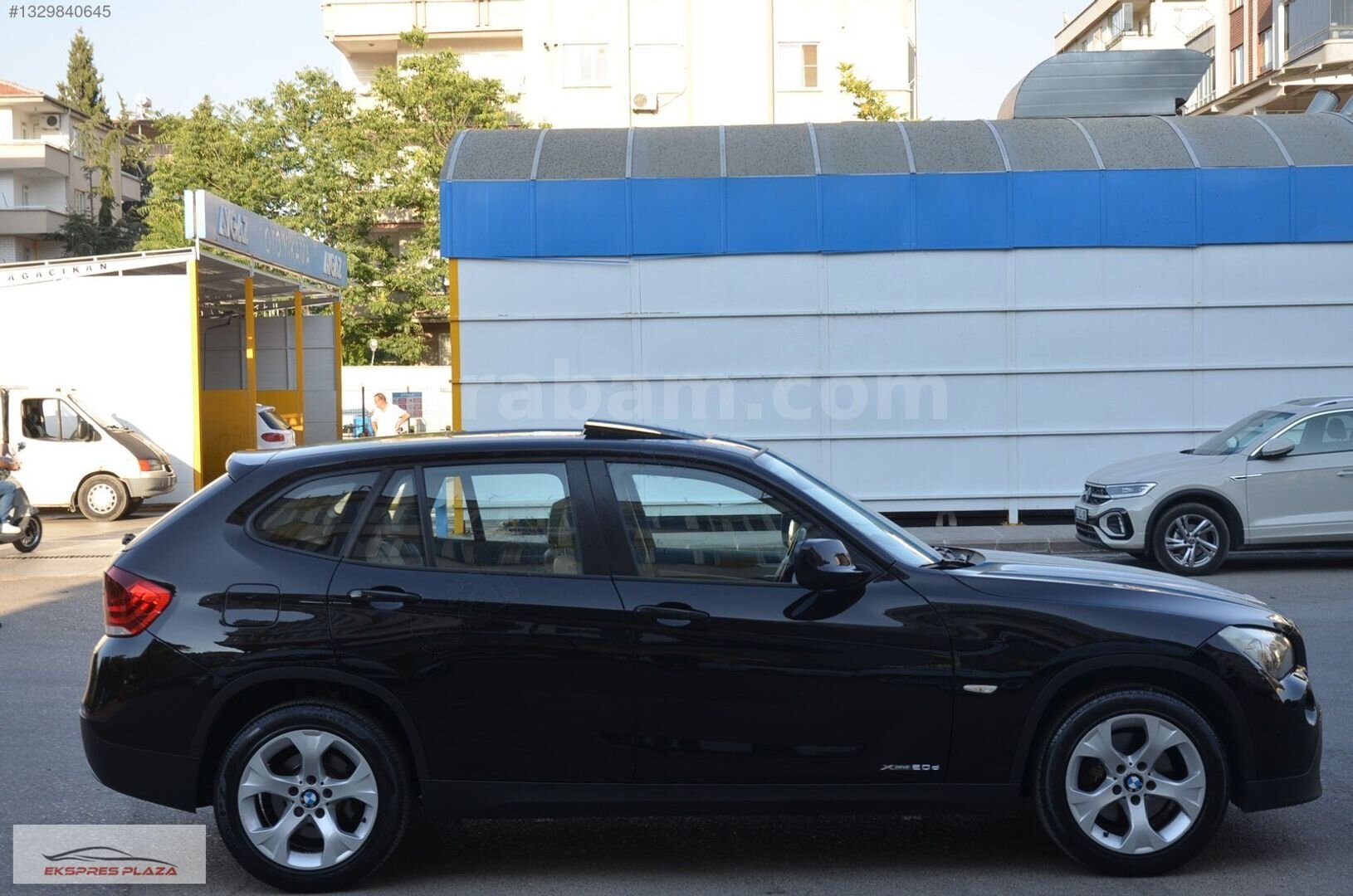 Galeriden BMW X1 20d xDrive 2.0d 2011 Model Gaziantep 56.000 km Siyah 4