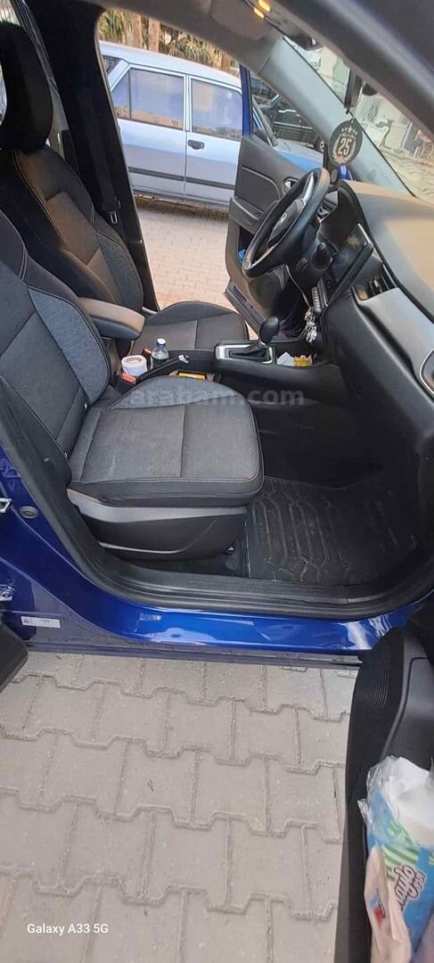 Sahibinden Renault Captur 1.3 TCe Touch Plus 2021 Model Mersin 63.000 km Mavi 6