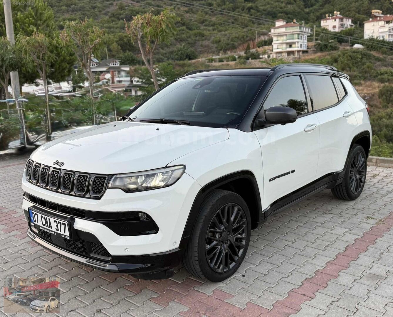 Galeriden Jeep Compass 1.3 GSE 80.Yıl 2021 Model Antalya 54.300 km Beyaz 3