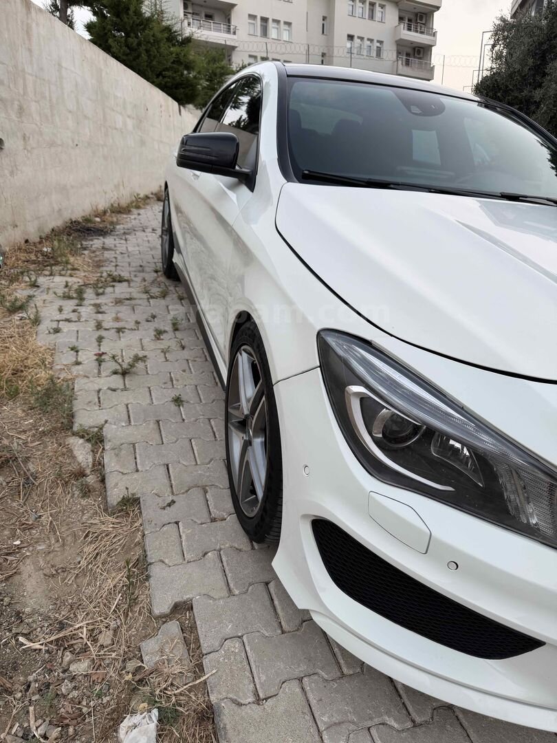 Sahibinden Mercedes - Benz CLA 45 AMG 2013 Model Hatay 124.000 km Beyaz 7
