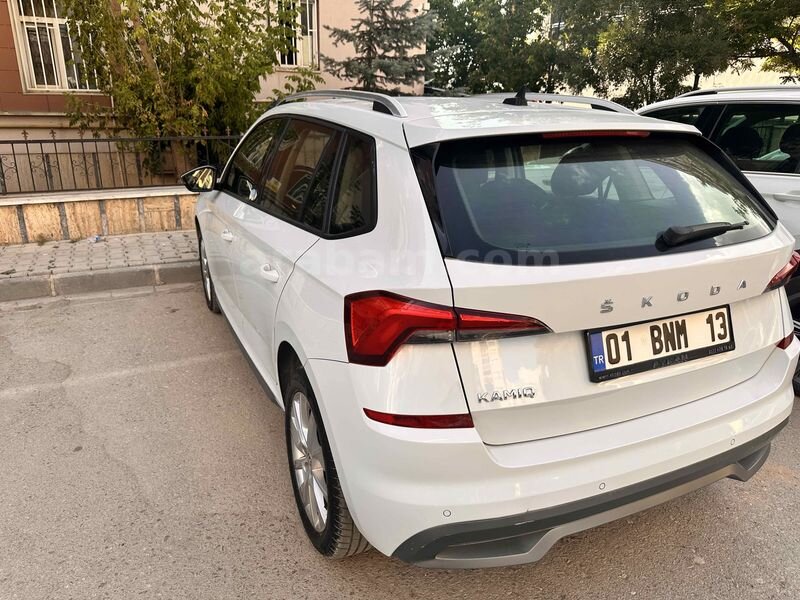 Sahibinden Skoda Kamiq 1.0 TSI Premium 2020 Model Van 83.000 km Beyaz