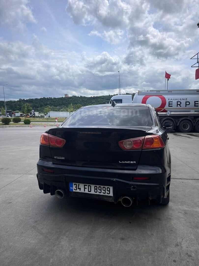 Sahibinden Mitsubishi Lancer 1.5 Invite 2009 Model Samsun 209.000 km Siyah 3