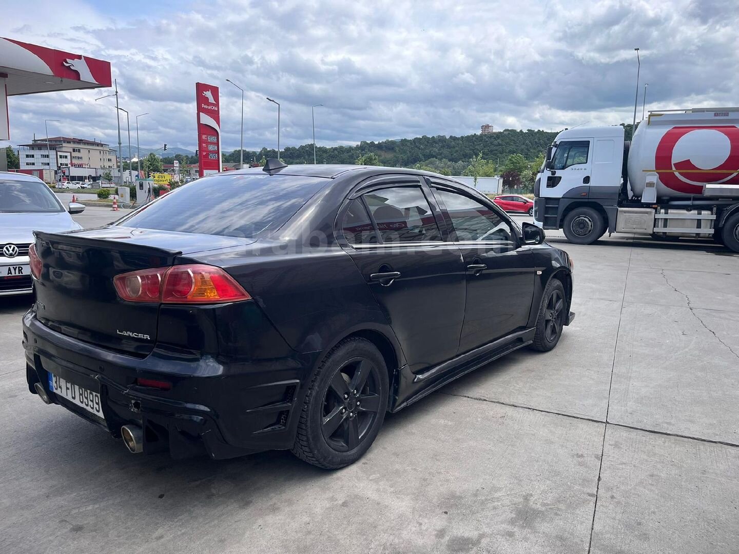 Sahibinden Mitsubishi Lancer 1.5 Invite 2009 Model Samsun 209.000 km Siyah 2