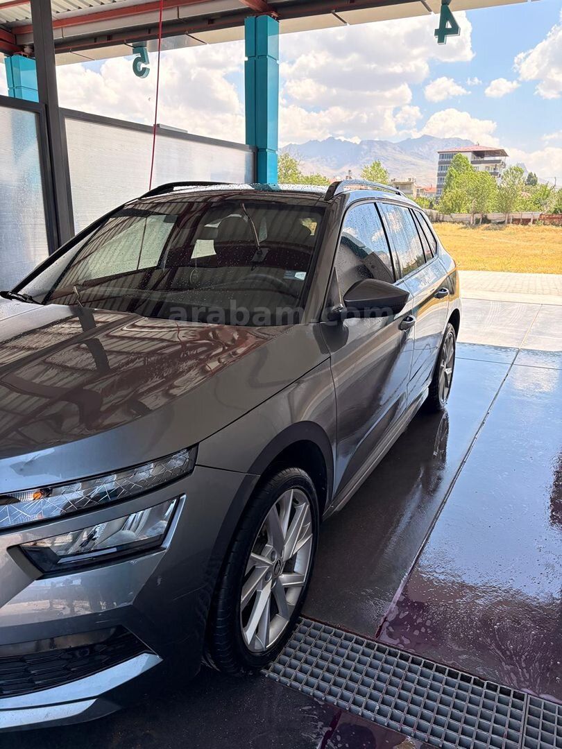 Sahibinden Skoda Kamiq 1.5 TSI Premium 2023 Model Van 92.500 km Füme 2