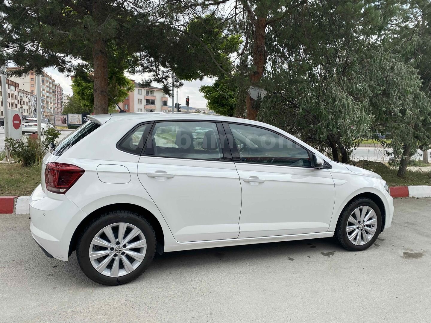 Galeriden Volkswagen Polo 1.0 TSi Highline 2018 Model Yozgat 149.163 km Beyaz 3