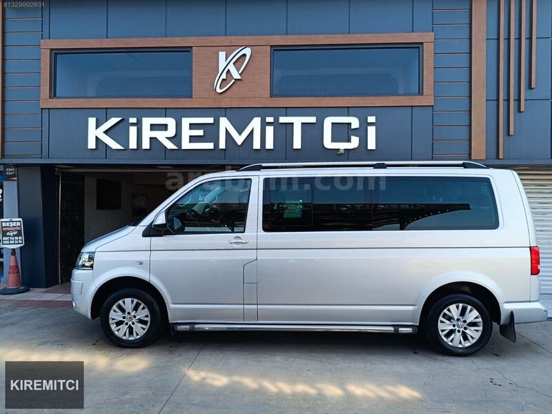 Galeriden Volkswagen Caravelle 2.0 TDI BMT Comfortline 2015 Model İzmir 225.000 km Gri