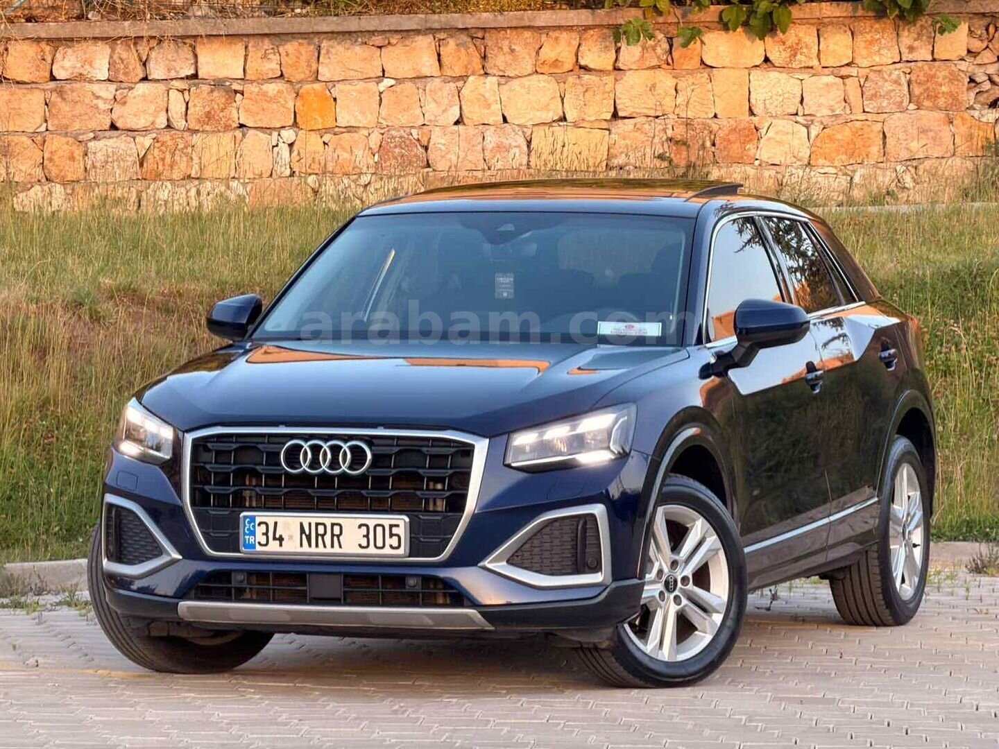 Galeriden Audi Q2 35 TFSI Advanced 2022 Model Denizli 96.000 km Lacivert 2