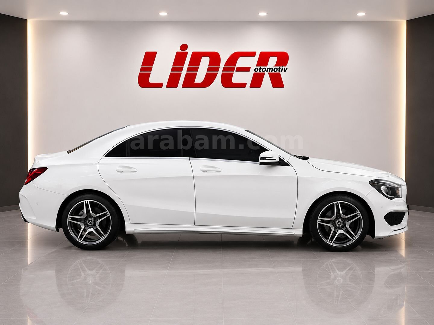 Galeriden Mercedes - Benz CLA 180 CDI AMG 2014 Model Hatay 209.000 km Beyaz 3