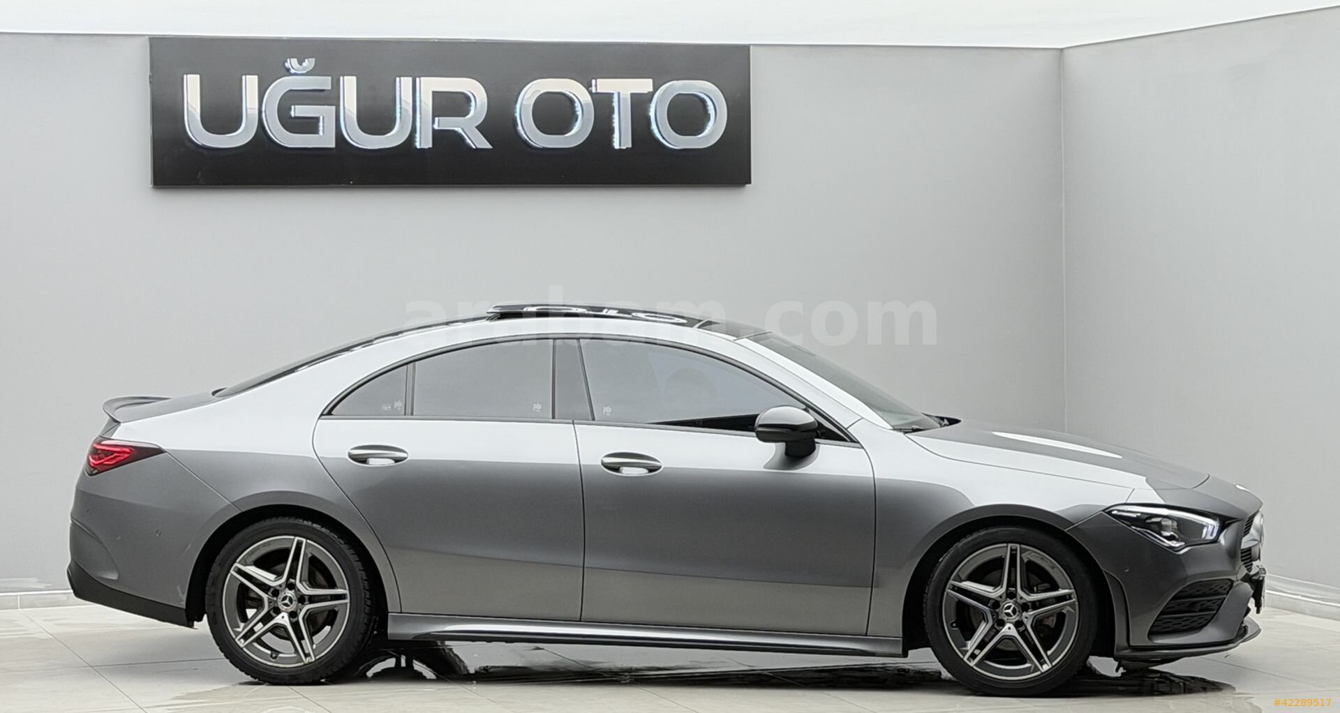 Galeriden Mercedes - Benz CLA 200 AMG 2022 Model İzmir 47.500 km Gri 3