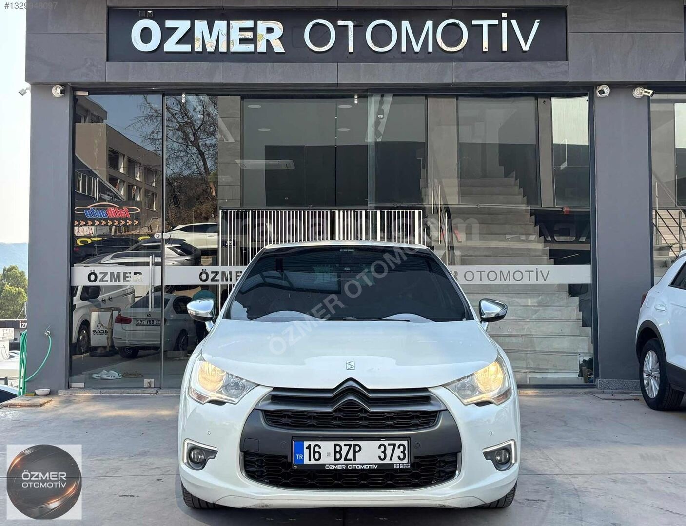 Galeriden DS Automobiles DS4 1.6 e-HDi D-Sport 2012 Model İzmir 221.000 km Beyaz 2
