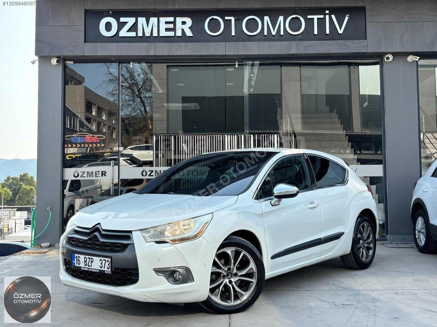 Galeriden DS Automobiles DS4 1.6 e-HDi D-Sport 2012 Model İzmir 221.000 km Beyaz 4