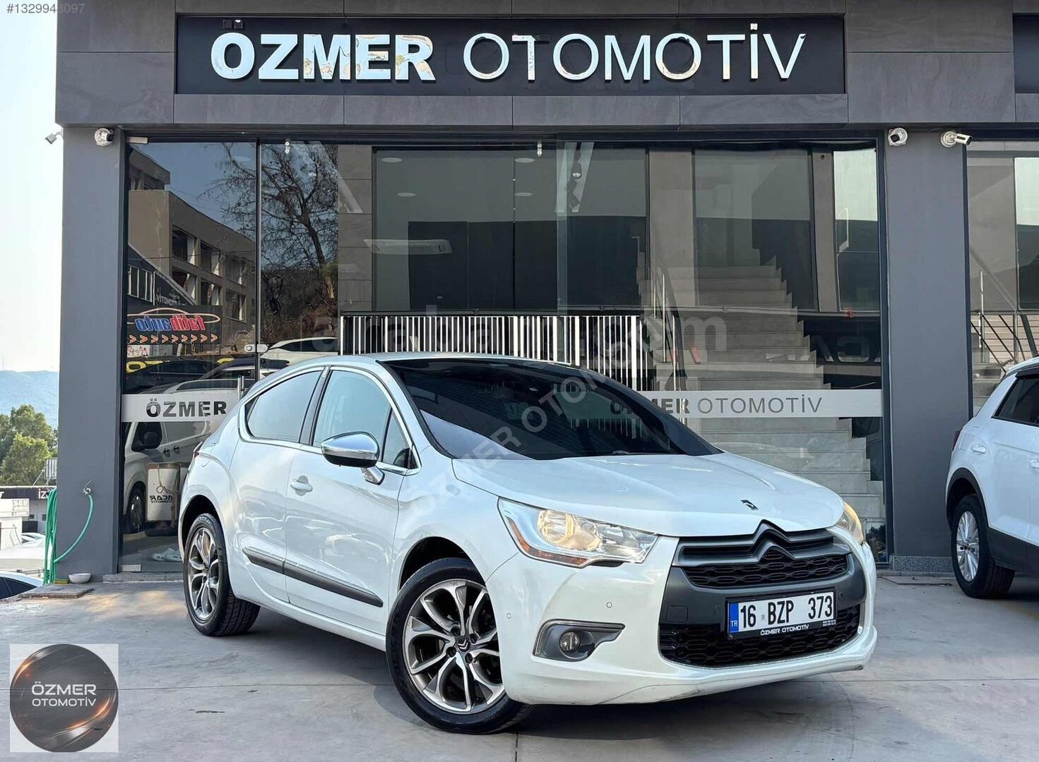 Galeriden DS Automobiles DS4 1.6 e-HDi D-Sport 2012 Model İzmir 221.000 km Beyaz 1