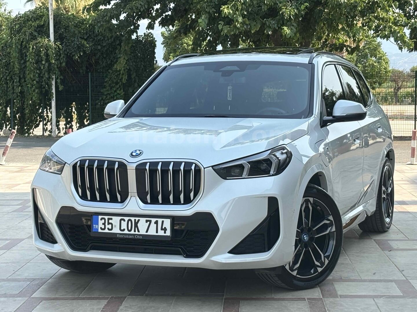 Galeriden BMW X1 xDrive25e M Sport 2025 Model İzmir 24.000 km Beyaz 3