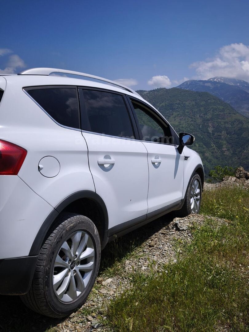Sahibinden Ford Kuga 2.0 TDCi Selective 2011 Model Kahramanmaraş 350.000 km Beyaz 5