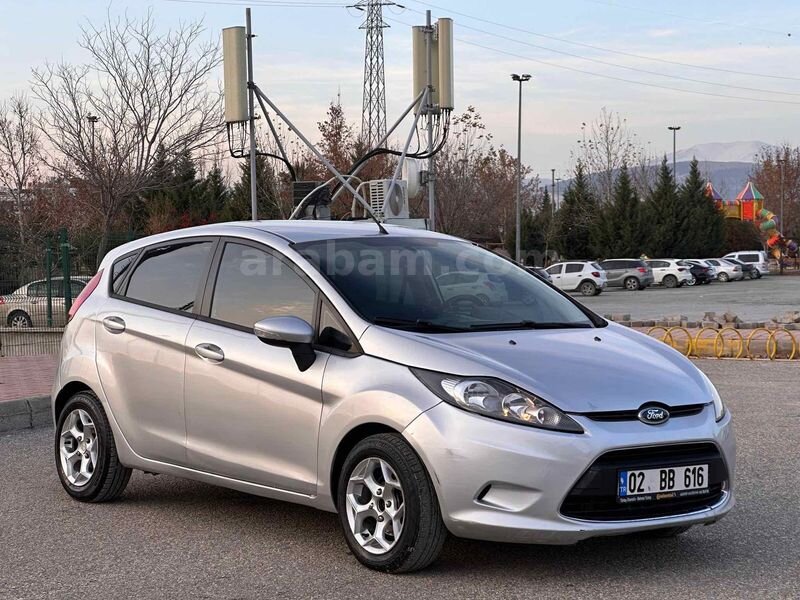 Sahibinden Ford Fiesta 1.4 TDCi Trend 2012 Model Kahramanmaraş 223.000 km Beyaz