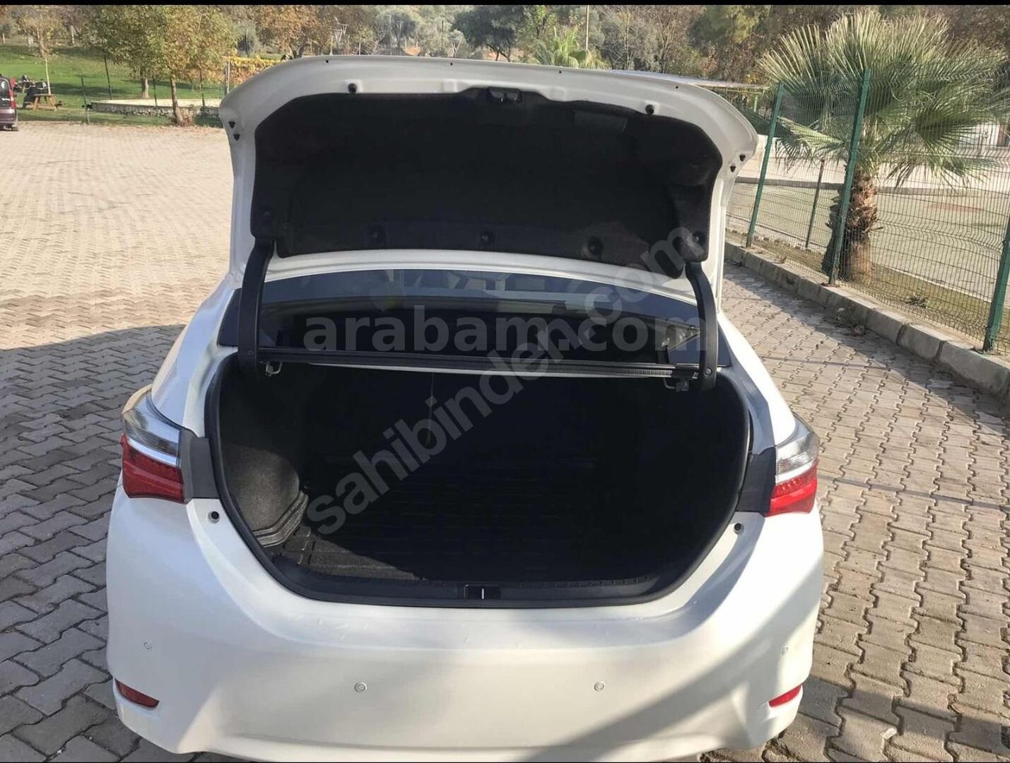 Sahibinden Toyota Corolla 1.6 Advance 2017 Model Sivas 70.000 km Beyaz 4