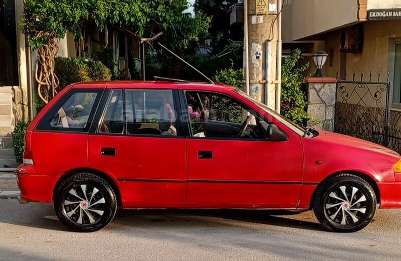 Sahibinden Suzuki Swift 1.3 GLX 2001 Model Yalova 70.000 km Kırmızı