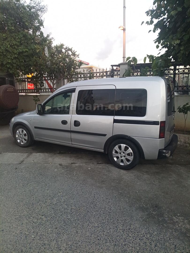 Sahibinden Opel Combo 1.3 CDTI City Plus 2008 Model İstanbul 275.000 km Gri (metalik) 3