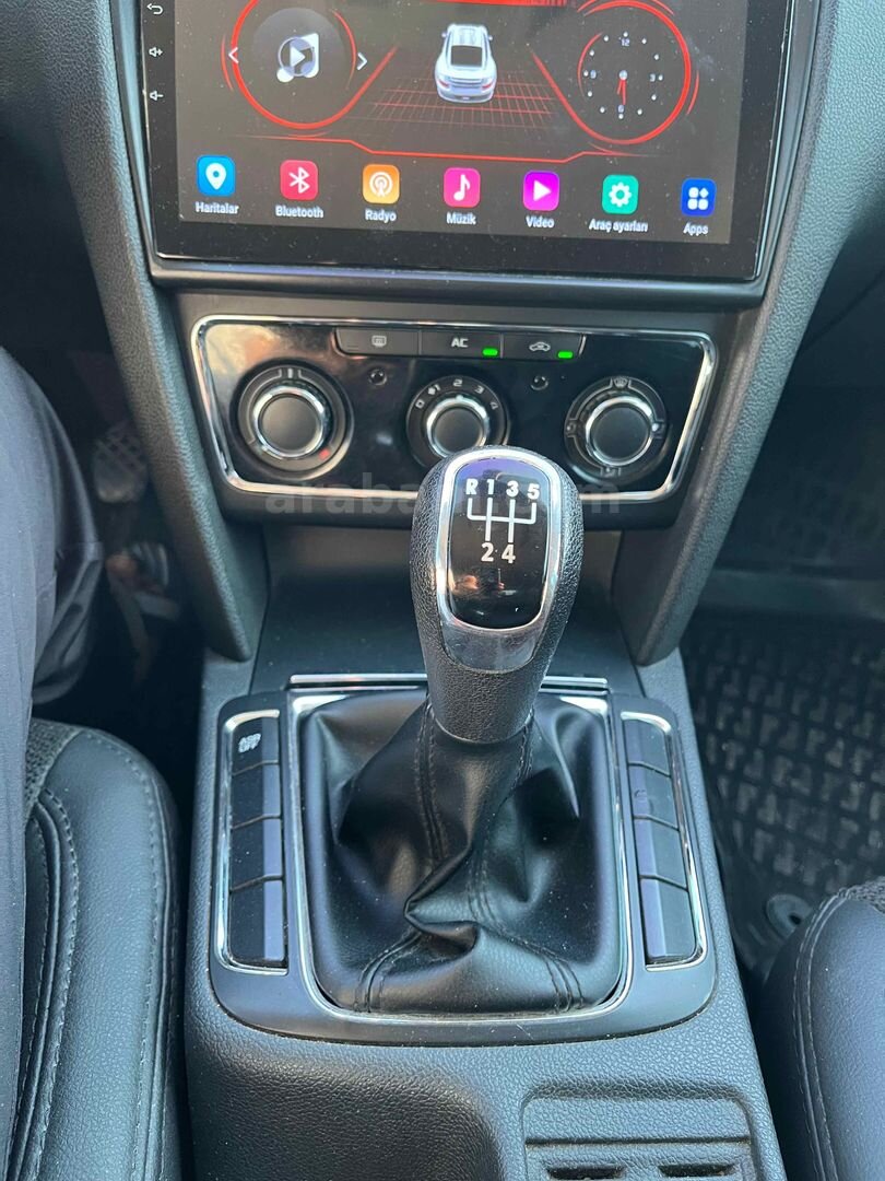 Sahibinden Skoda SuperB 1.6 TDI Active 2012 Model Hatay 250.000 km Beyaz 4