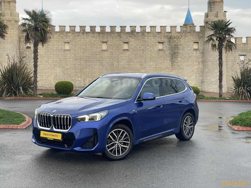 Galeriden BMW X1 18i sDrive M Sport 2022 Model Tekirdağ 76.500 km Mavi