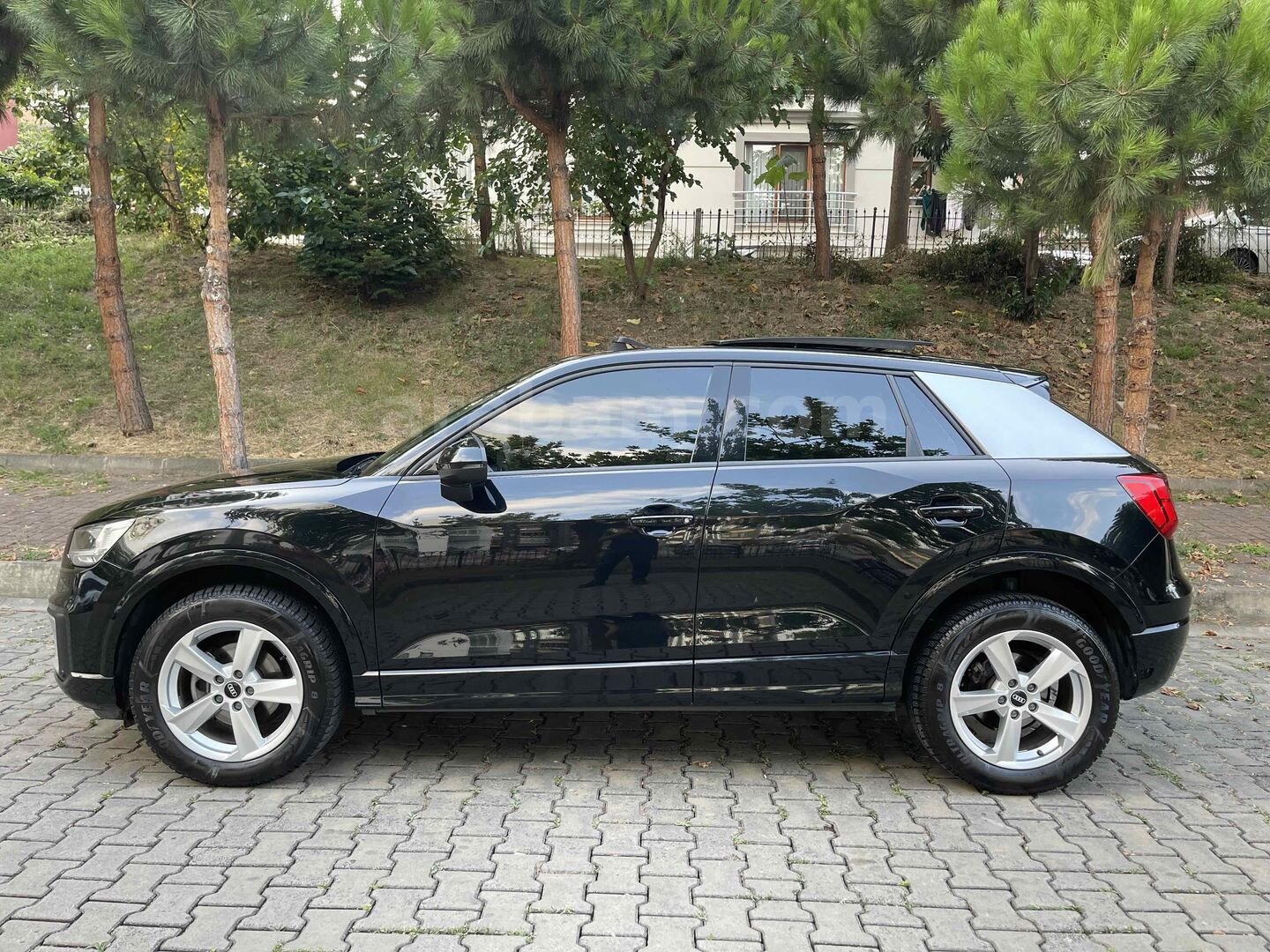 Sahibinden Audi Q2 30 TDI Sport 2020 Model Trabzon 86.000 km Siyah 7