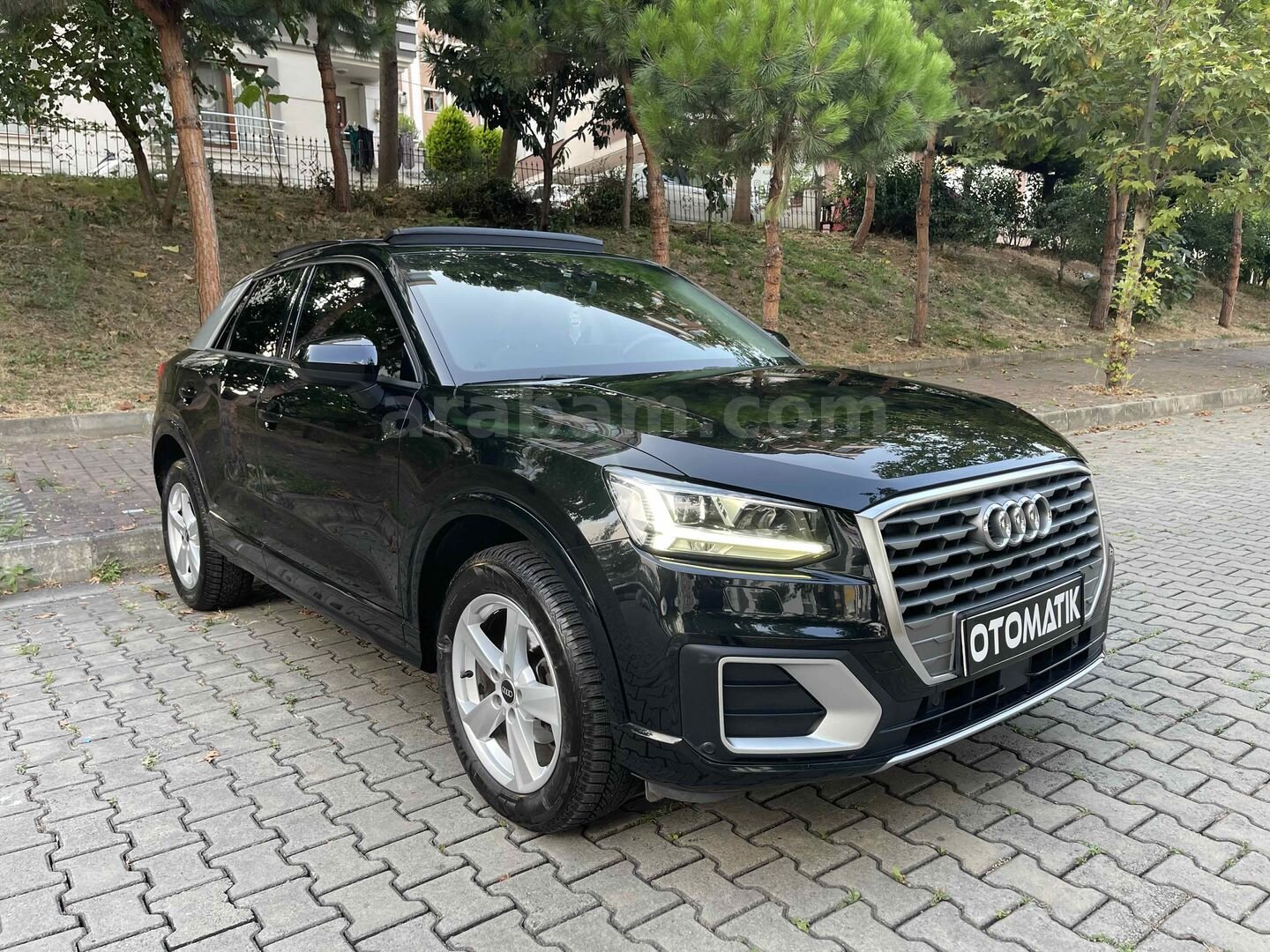 Sahibinden Audi Q2 30 TDI Sport 2020 Model Trabzon 86.000 km Siyah 3