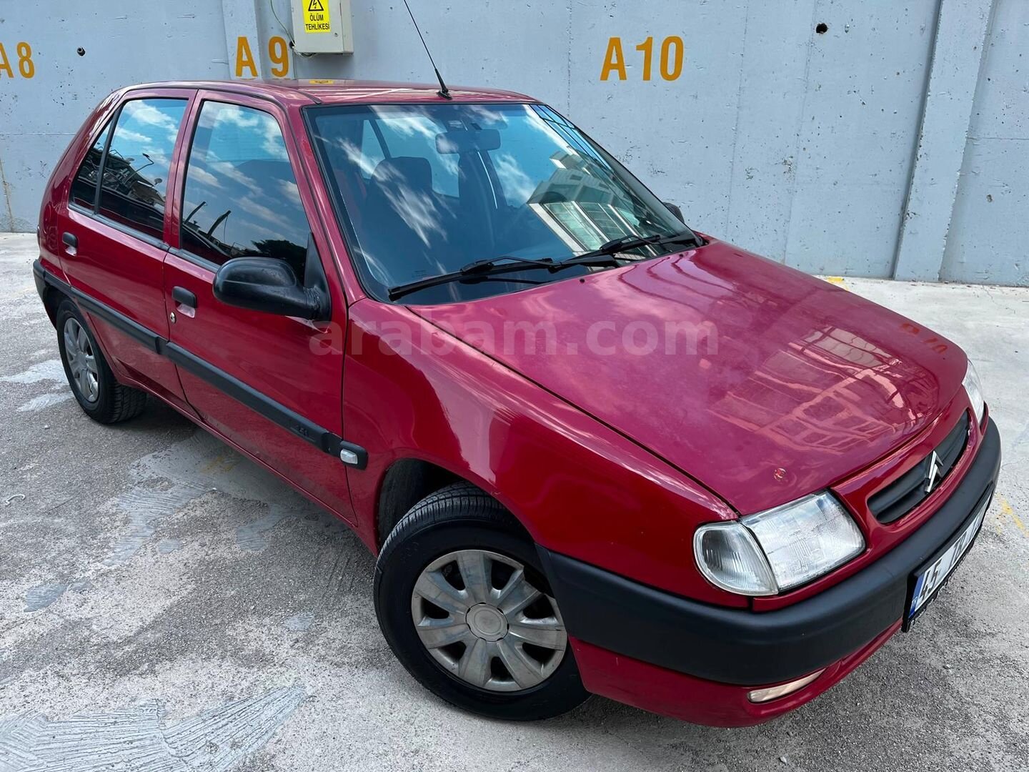 Galeriden Citroen Saxo 1.4 SX 1999 Model İzmir 259.000 km Kırmızı 2