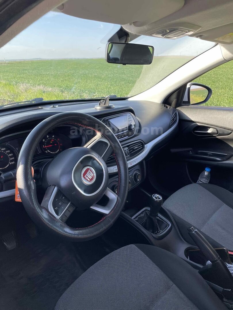 Sahibinden Fiat Egea 1.3 Multijet Easy Plus 2017 Model Kırklareli 292.000 km Beyaz 3