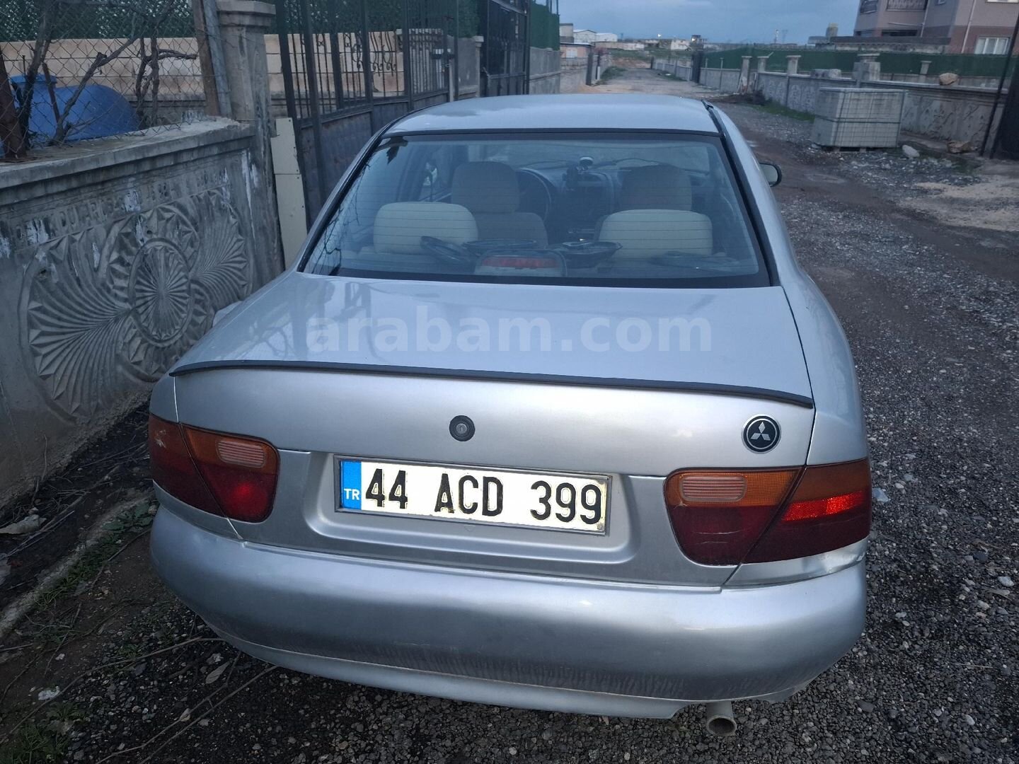 Sahibinden Mitsubishi Carisma 1.6 GLX 1999 Model Adıyaman 405.000 km Gri (Gümüş) 2