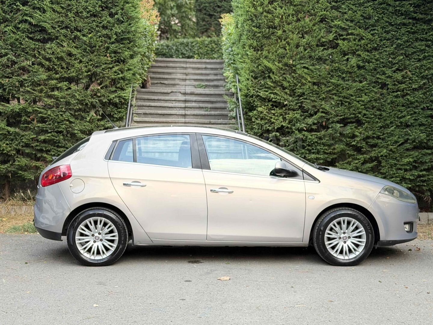 Sahibinden Fiat Bravo 1.6 Mjet Sports Style 2011 Model İstanbul 266.210 km Bej 5
