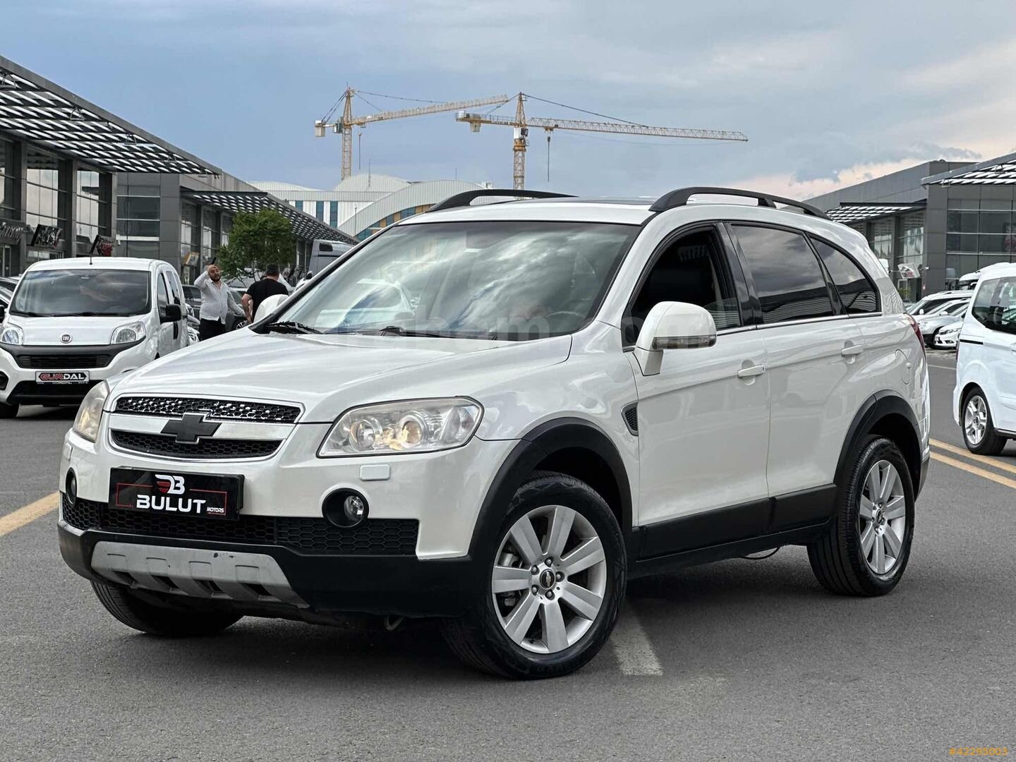 HATASIZ BOYASIZ CAPTİVA 2.0 D LT HİGH SPORT OTOMATİK 4x4 7 KİŞLK 3