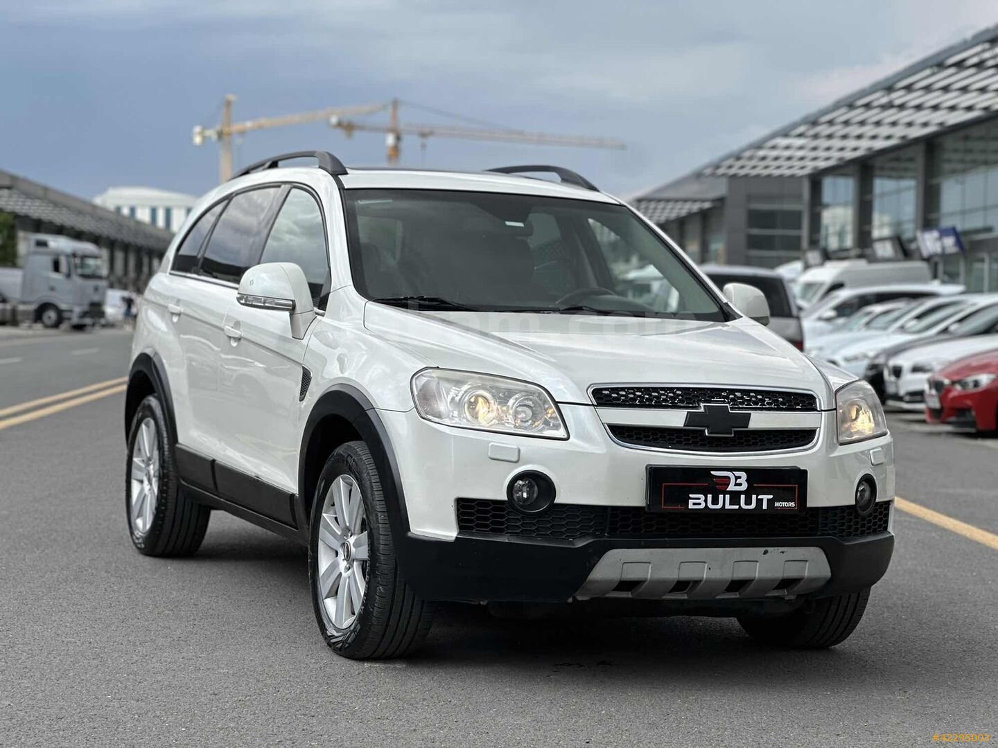 HATASIZ BOYASIZ CAPTİVA 2.0 D LT HİGH SPORT OTOMATİK 4x4 7 KİŞLK 4