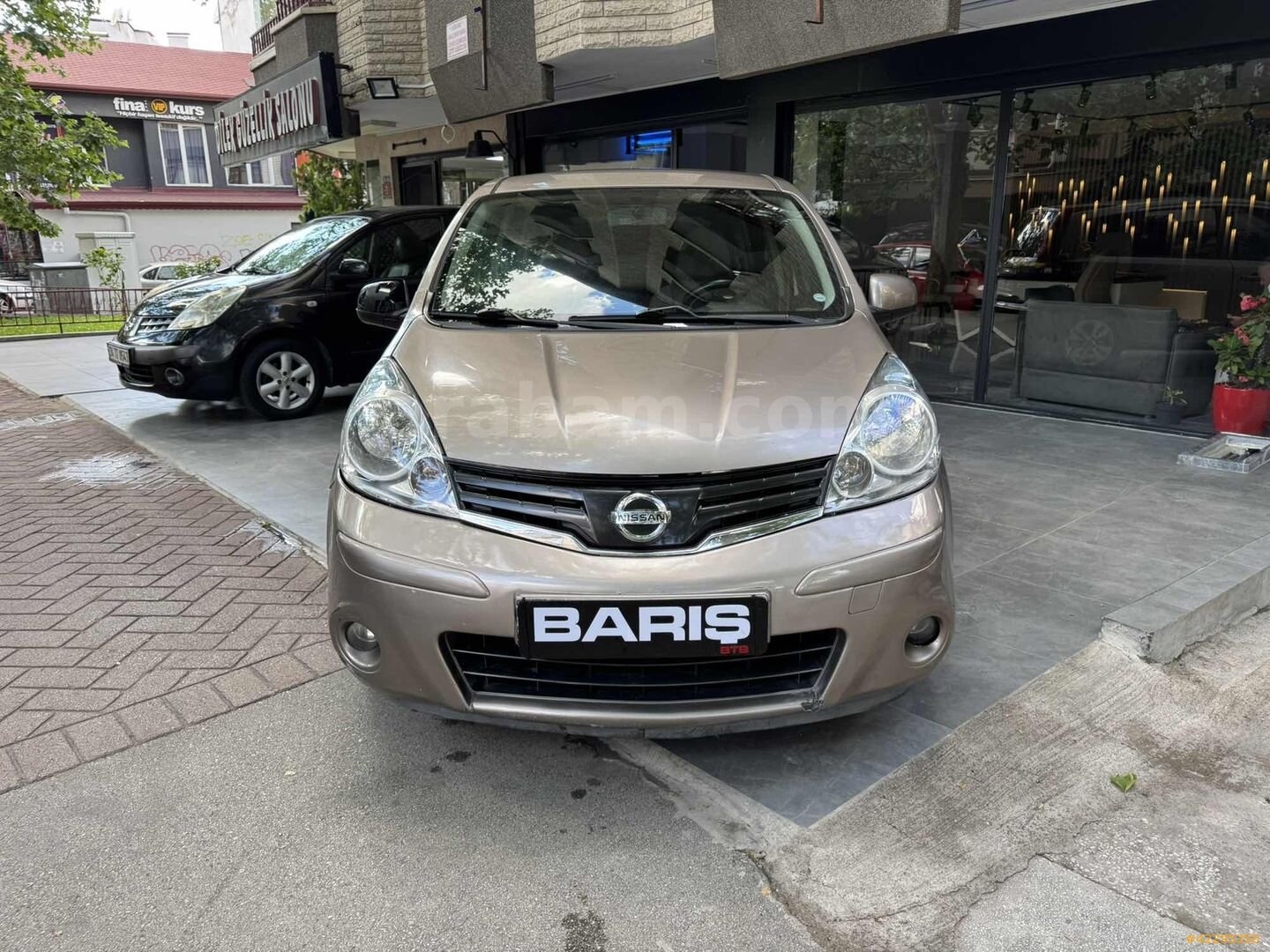 Galeriden Nissan Note 1.6 Tekna 2010 Model Ankara 239.900 km Kahverengi 1