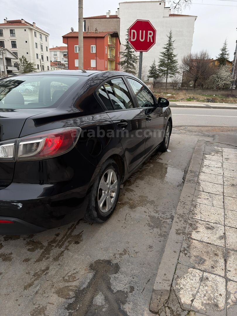Sahibinden Mazda 3 1.6 Touring 2011 Model Aksaray 174.000 km Siyah 3