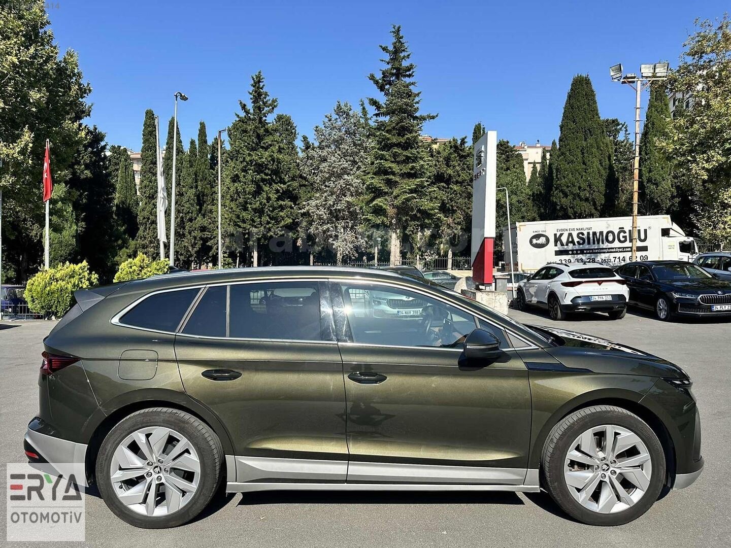Galeriden Skoda Enyaq E-Prestige 2025 Model İstanbul 40.050 km Yeşil 4