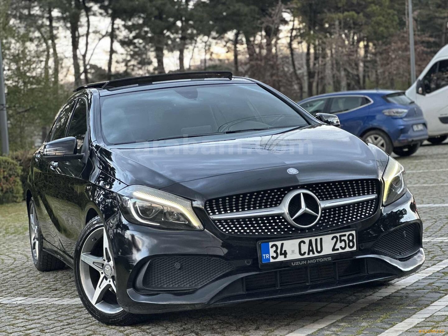 Galeriden Mercedes - Benz A 180 d AMG 2015 Model İstanbul 218.000 km Siyah 2
