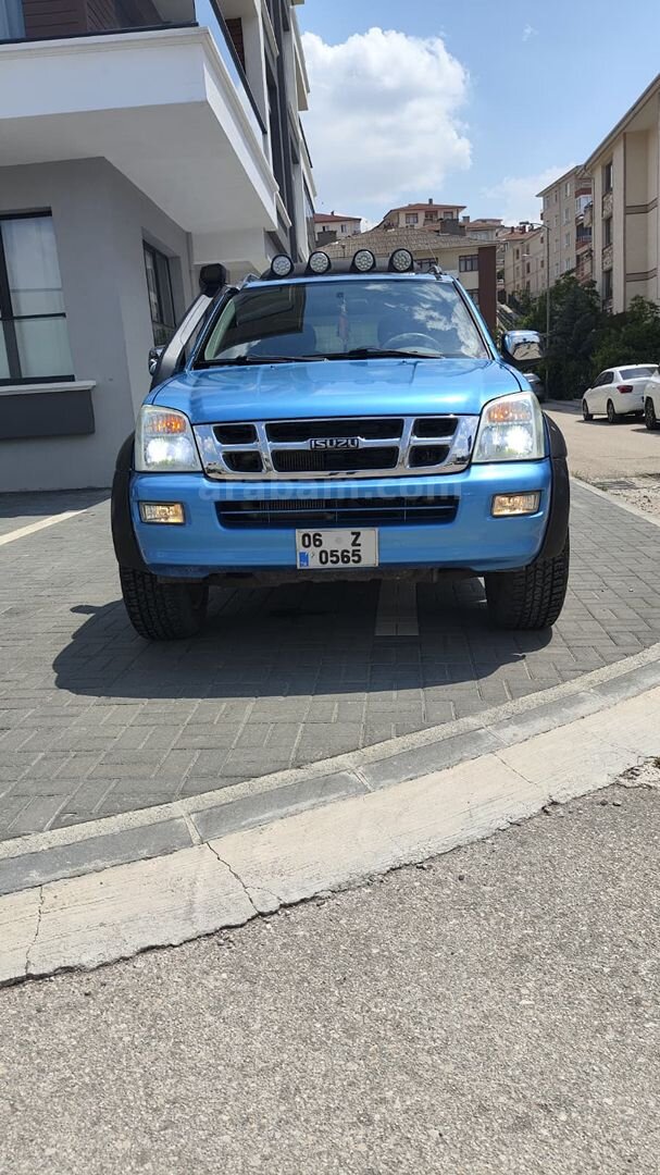 Sahibinden Isuzu D-Max 3.0 D 4x4 2005 Model Ankara 201.000 km Mavi 5