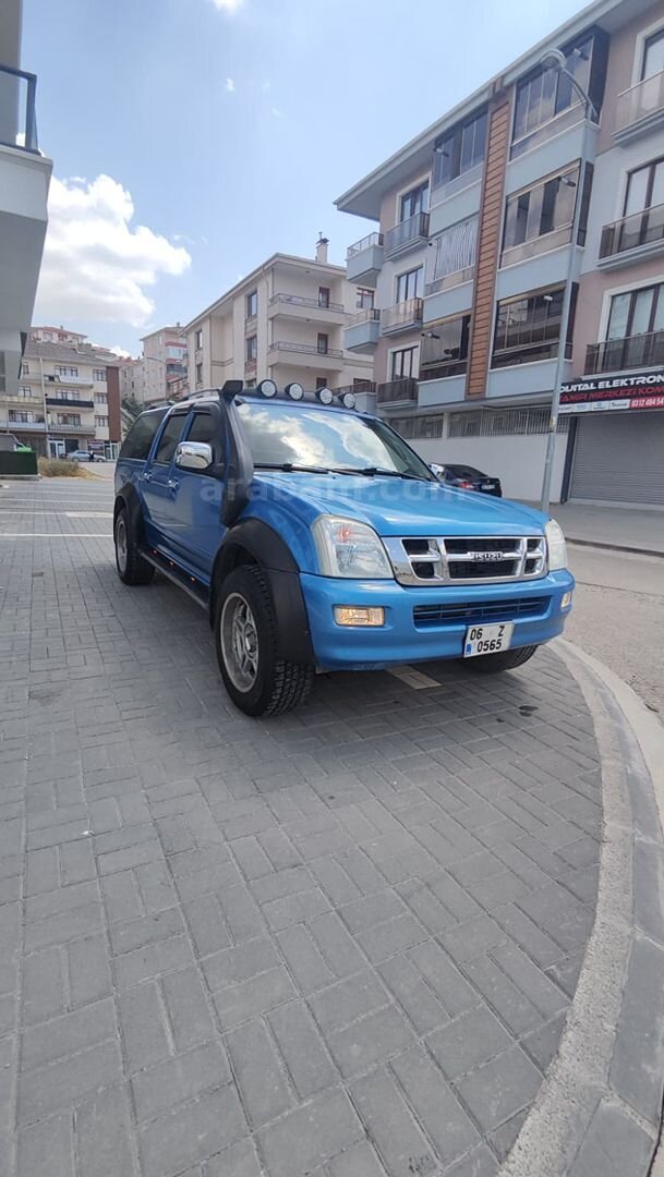 Sahibinden Isuzu D-Max 3.0 D 4x4 2005 Model Ankara 201.000 km Mavi 4