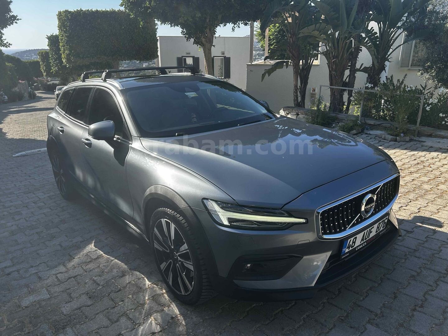 Sahibinden Volvo V60 Cross Country 2.0 2020 Model Muğla 96.000 km Füme 2