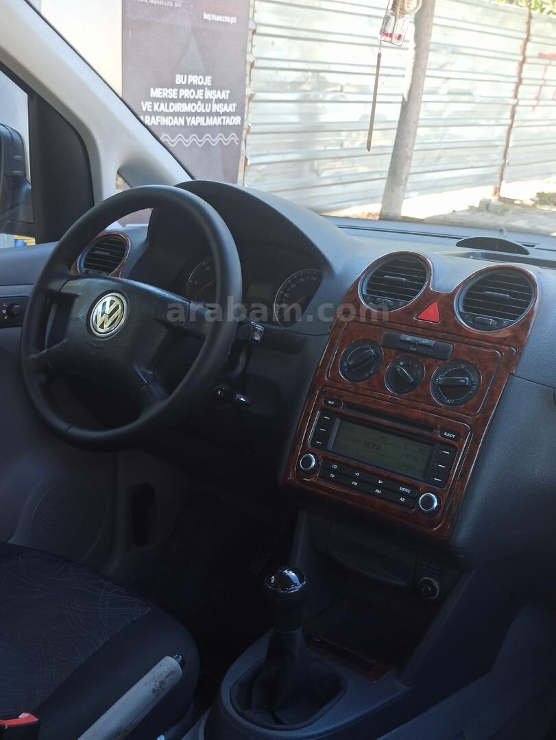 Sahibinden Volkswagen Caddy 1.9 TDI Kombi 2006 Model İstanbul 212.000 km Lacivert 7
