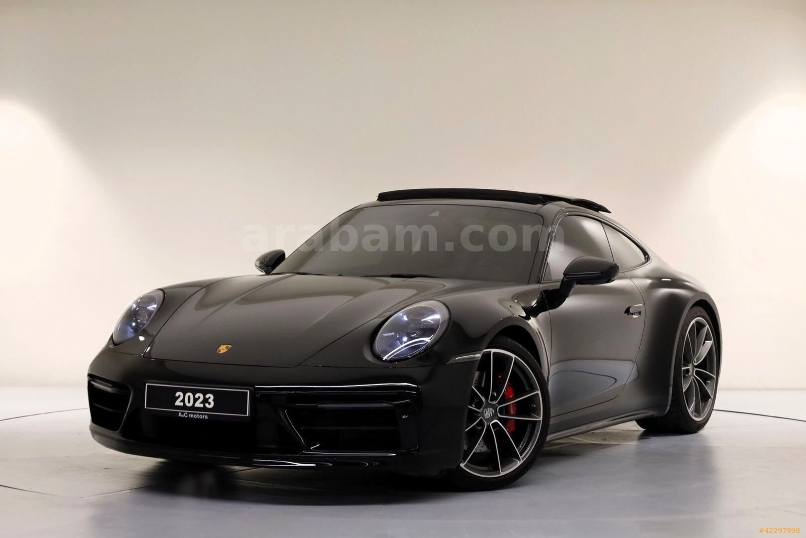 Galeriden Porsche 911 Carrera 4S 2023 Model Kocaeli 31.794 km Siyah 1