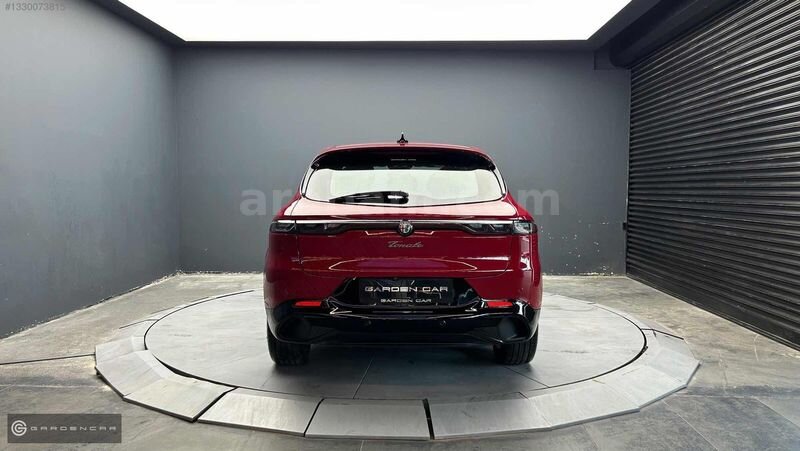 '''GARDEN''' ALFA ROMEO TONALE ALFA KIRIMIZISI ÖZEL RENK 4