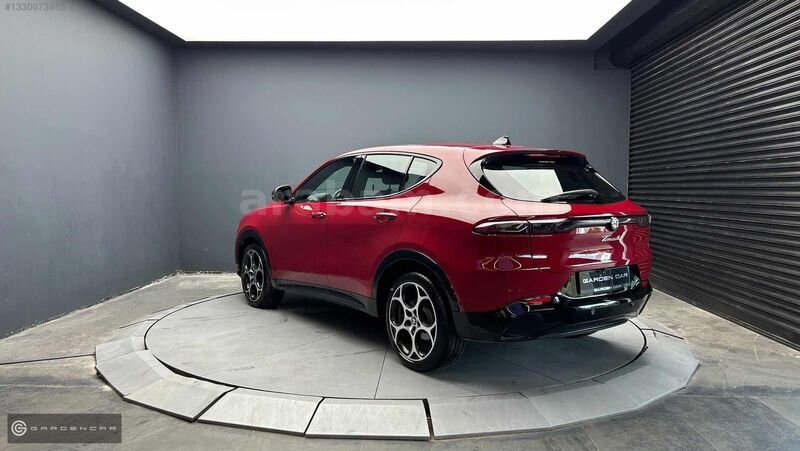 '''GARDEN''' ALFA ROMEO TONALE ALFA KIRIMIZISI ÖZEL RENK 5