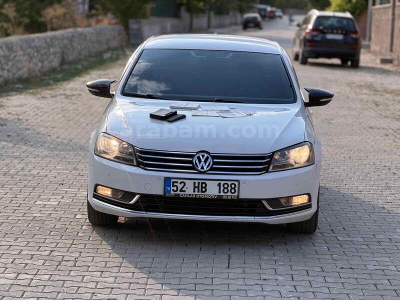 Galeriden Volkswagen Passat 1.4 TSi BlueMotion Comfortline 2011 Model Yozgat 196.852 km Beyaz