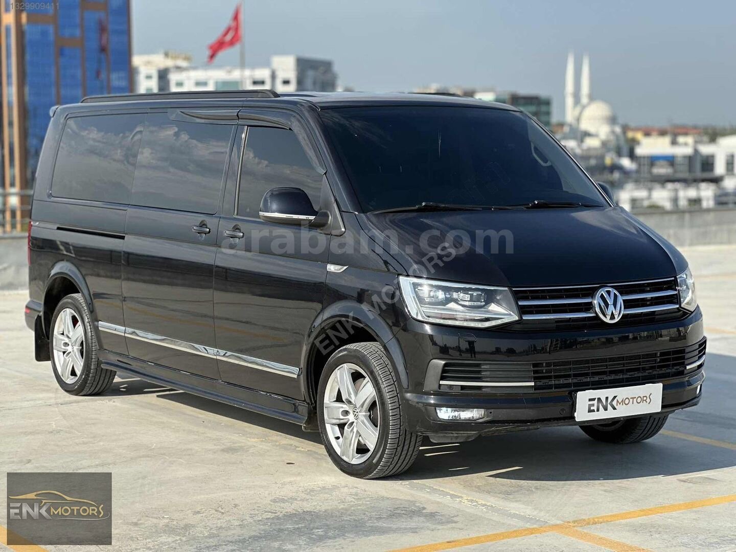 Galeriden Volkswagen Caravelle 2.0 TDI SCR BMT Highline 2017 Model İstanbul 78.000 km Siyah 7